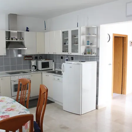 Casa de hóspedes Ada