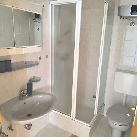 Ada Guest house 3*