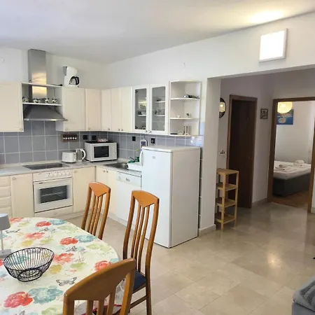Ada Guest house