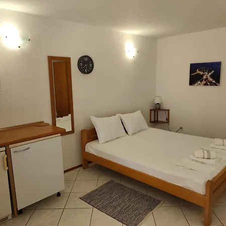 Konukevi Ada Primošten