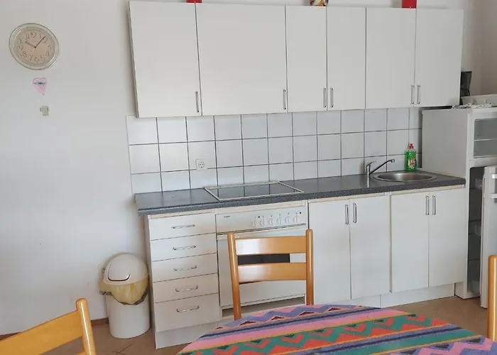 Ada פרימוסטן