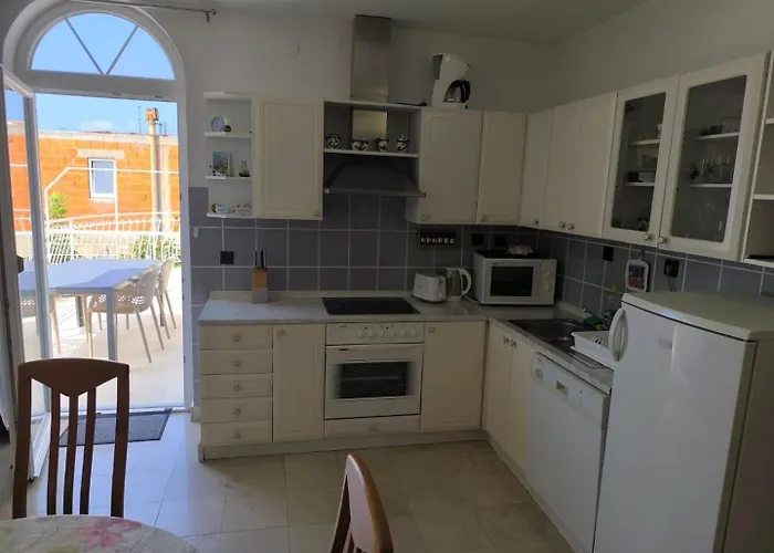 Ada פרימוסטן